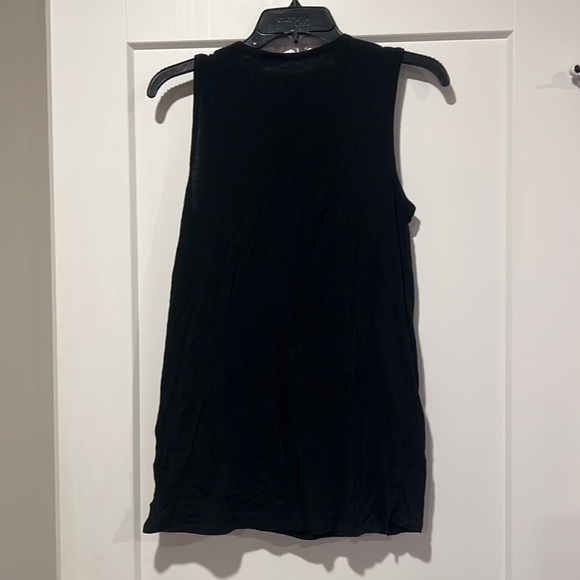 Express sequin heart tank - Picture 4 of 4